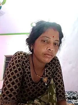 Snapshot of Sharma_pooja chatting on September 21, 11:58 pm Sharma pooja online show from September 21, 11:58 pm