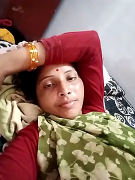 Snapshot of Sharma_pooja chatting on October 4, 3:49 pm Sharma pooja online show from October 4, 3:49 pm