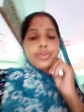 Snapshot of Sharma_pooja chatting on October 7, 5:45 am Sharma pooja online show from October 7, 5:45 am