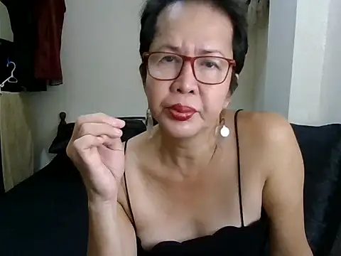 Snapshot of radar777 chatting on October 25, 8:55 am radar777 online show from October 25, 8:55 am