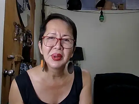 Snapshot of radar777 chatting on September 24, 12:31 am radar777 online show from September 24, 12:31 am