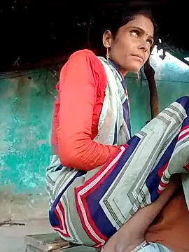 Snapshot of H_seema chatting on October 9, 1:54 am H seema online show from October 9, 1:54 am