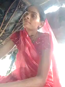 Snapshot of H_seema chatting on October 27, 3:35 am H seema online show from October 27, 3:35 am