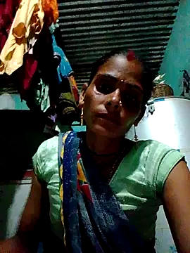 Snapshot of H_seema chatting on September 30, 12:11 pm H seema online show from September 30, 12:11 pm