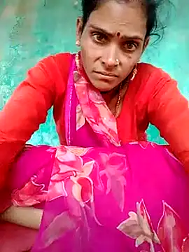 Snapshot of H_seema chatting on October 12, 3:42 am H seema online show from October 12, 3:42 am