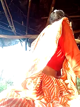 Snapshot of H_seema chatting on October 7, 1:32 am H seema online show from October 7, 1:32 am