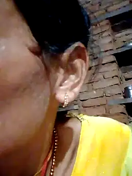 Snapshot of H_seema chatting on September 21, 2:49 pm H seema online show from September 21, 2:49 pm