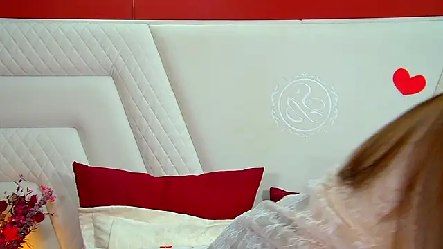 ArianaAllens online show from February 17, 6:18 pm