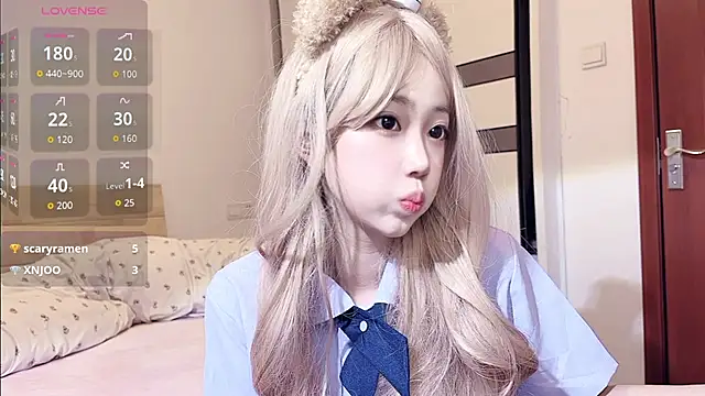 TuTu0066 online show from April 12, 1:03 pm