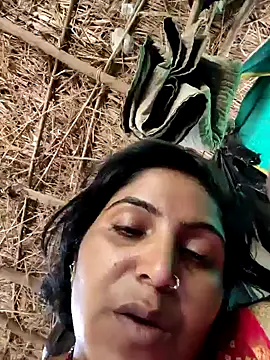 Snapshot of LUCKY_cut chatting on September 9, 5:07 am LUCKY cut online show from September 9, 5:07 am