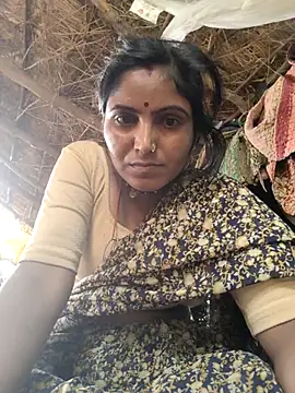 Snapshot of LUCKY_cut chatting on October 26, 4:30 am LUCKY cut online show from October 26, 4:30 am