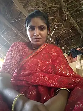 Snapshot of LUCKY_cut chatting on November 1, 8:29 am LUCKY cut online show from November 1, 8:29 am