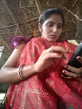 Snapshot of LUCKY_cut chatting on October 21, 3:43 am LUCKY cut online show from October 21, 3:43 am