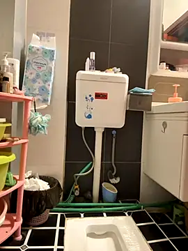 Snapshot of Xinlan-Asia chatting on October 15, 10:51 am Xinlan-Asia online show from October 15, 10:51 am