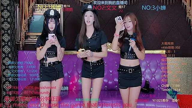 GlitzGals-002 online show from September 11, 9:15 pm