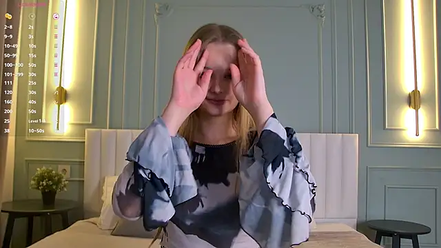 Snapshot of Mary_Parksy chatting on October 20, 5:27 pm Mary Parksy online show from October 20, 5:27 pm