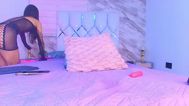 collet 1 online show from April 13, 12:28 pm