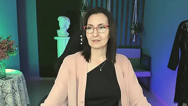 UnaTerra online show from October 13, 9:23 am