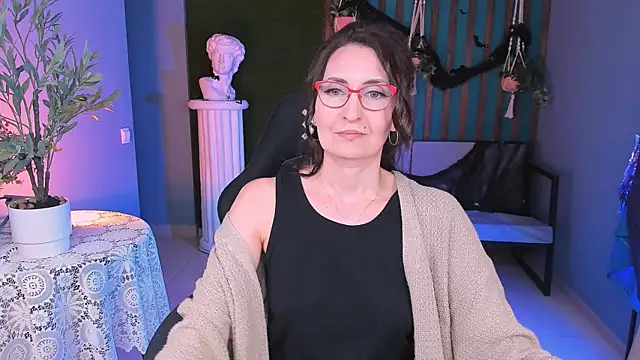 UnaTerra online show from October 27, 9:05 am