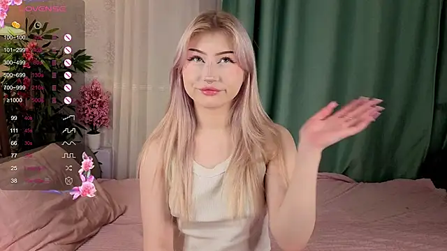 Snapshot of AudieKaemmerer chatting on October 5, 4:34 pm AudieKaemmerer online show from October 5, 4:34 pm