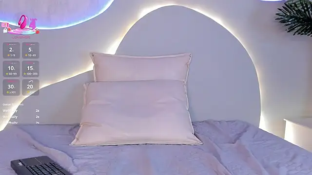 CannelaSmith online show from February 5, 8:23 pm