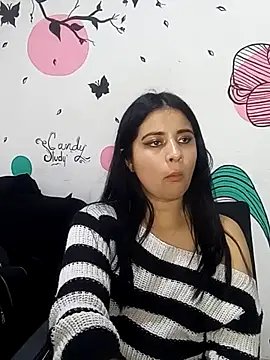 Snapshot of ValerieLove_ chatting on September 20, 9:46 pm ValerieLove  online show from September 20, 9:46 pm