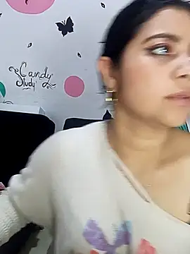 Snapshot of ValerieLove_ chatting on October 12, 9:39 pm ValerieLove  online show from October 12, 9:39 pm