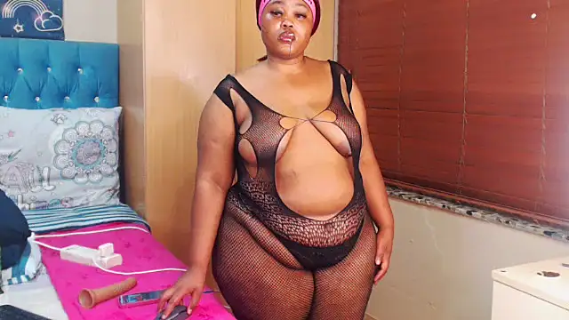 Snapshot of ThickAss_Cheeks chatting on October 30, 8:43 pm ThickAss Cheeks online show from October 30, 8:43 pm