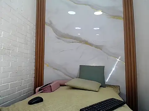 Snapshot of Penelopee_Rouse chatting on September 20, 10:41 pm Penelopee Rouse online show from September 20, 10:41 pm