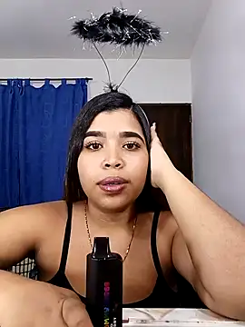 Snapshot of MadissonRizz chatting on November 1, 12:37 am MadissonRizz online show from November 1, 12:37 am