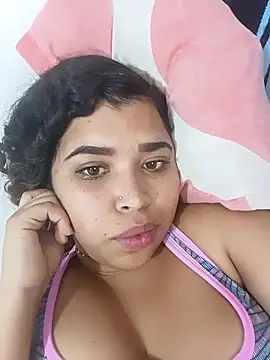 Snapshot of MadissonRizz chatting on October 18, 2:58 am MadissonRizz online show from October 18, 2:58 am