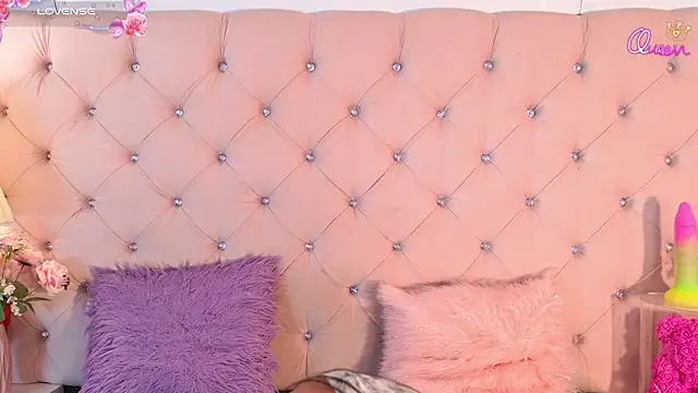 CaterinaRomano online show from March 11, 7:27 pm