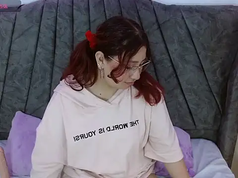 Angel cole  online show from September 15, 1:52 pm