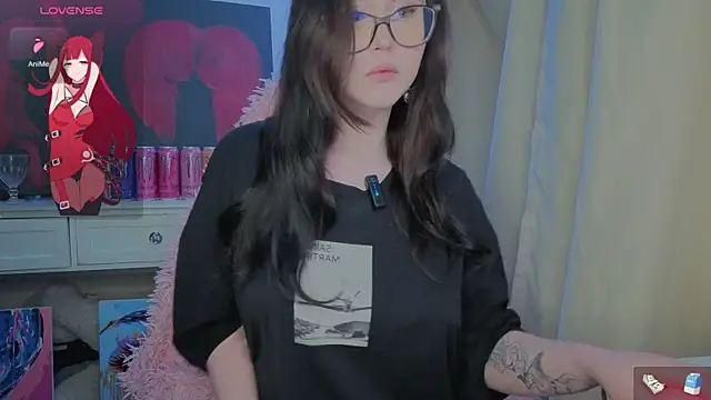 hornyprincess19 online show from April 16, 7:41 am