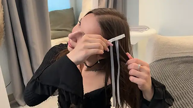 CamilToe online show from September 11, 10:15 am