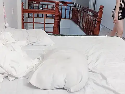 Snapshot of JunCii chatting on October 13, 1:19 am JunCii online show from October 13, 1:19 am