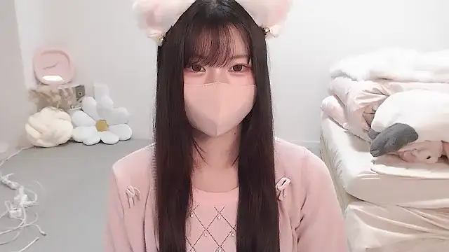 moka-neko online show from September 20, 1:09 pm