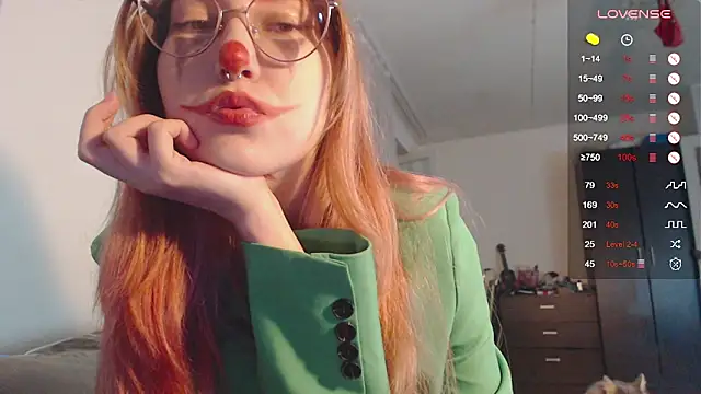 Snapshot of ohmycheryl chatting on October 31, 6:34 pm ohmycheryl online show from October 31, 6:34 pm