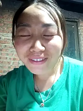 Snapshot of siki-00 chatting on October 8, 1:48 pm siki-00 online show from October 8, 1:48 pm