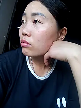 Snapshot of siki-00 chatting on October 5, 9:47 am siki-00 online show from October 5, 9:47 am