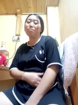 Snapshot of siki-00 chatting on October 19, 5:31 am siki-00 online show from October 19, 5:31 am