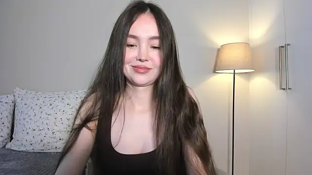 kittyphoria online show from September 17, 9:18 am