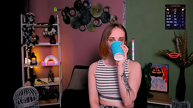 melani bumm online show from November 6, 3:29 pm