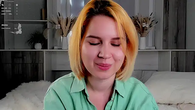AgnesSonnek online show from September 12, 2:34 am