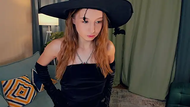 Snapshot of LaritaYoseph chatting on October 30, 4:19 pm LaritaYoseph online show from October 30, 4:19 pm