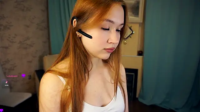 Snapshot of ShariTietge chatting on October 16, 7:38 pm ShariTietge online show from October 16, 7:38 pm