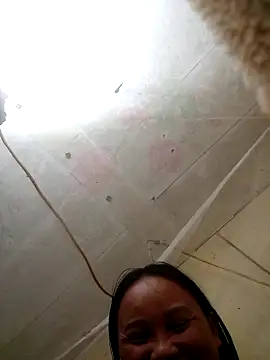 Snapshot of -Kitty-92 chatting on October 8, 1:32 am -Kitty-92 online show from October 8, 1:32 am