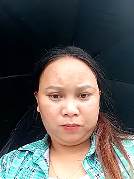 Snapshot of -Kitty-92 chatting on October 7, 1:21 am -Kitty-92 online show from October 7, 1:21 am