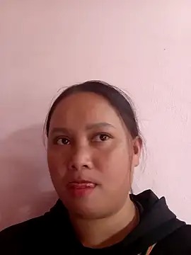 Snapshot of -Kitty-92 chatting on September 18, 4:33 am -Kitty-92 online show from September 18, 4:33 am