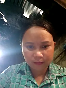 Snapshot of -Kitty-92 chatting on September 19, 5:39 am -Kitty-92 online show from September 19, 5:39 am